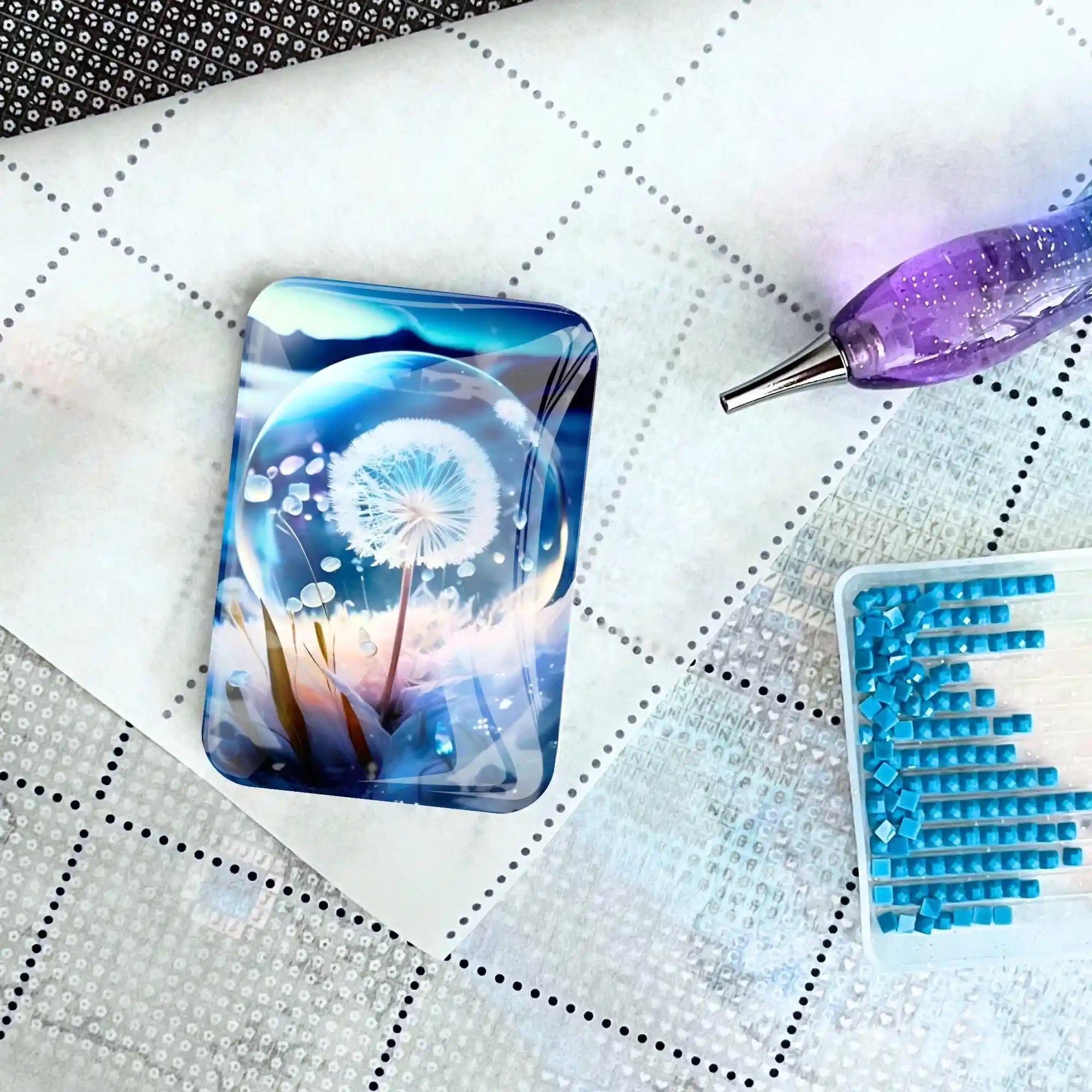 Cover Minder - Dandelion Ice Crystal