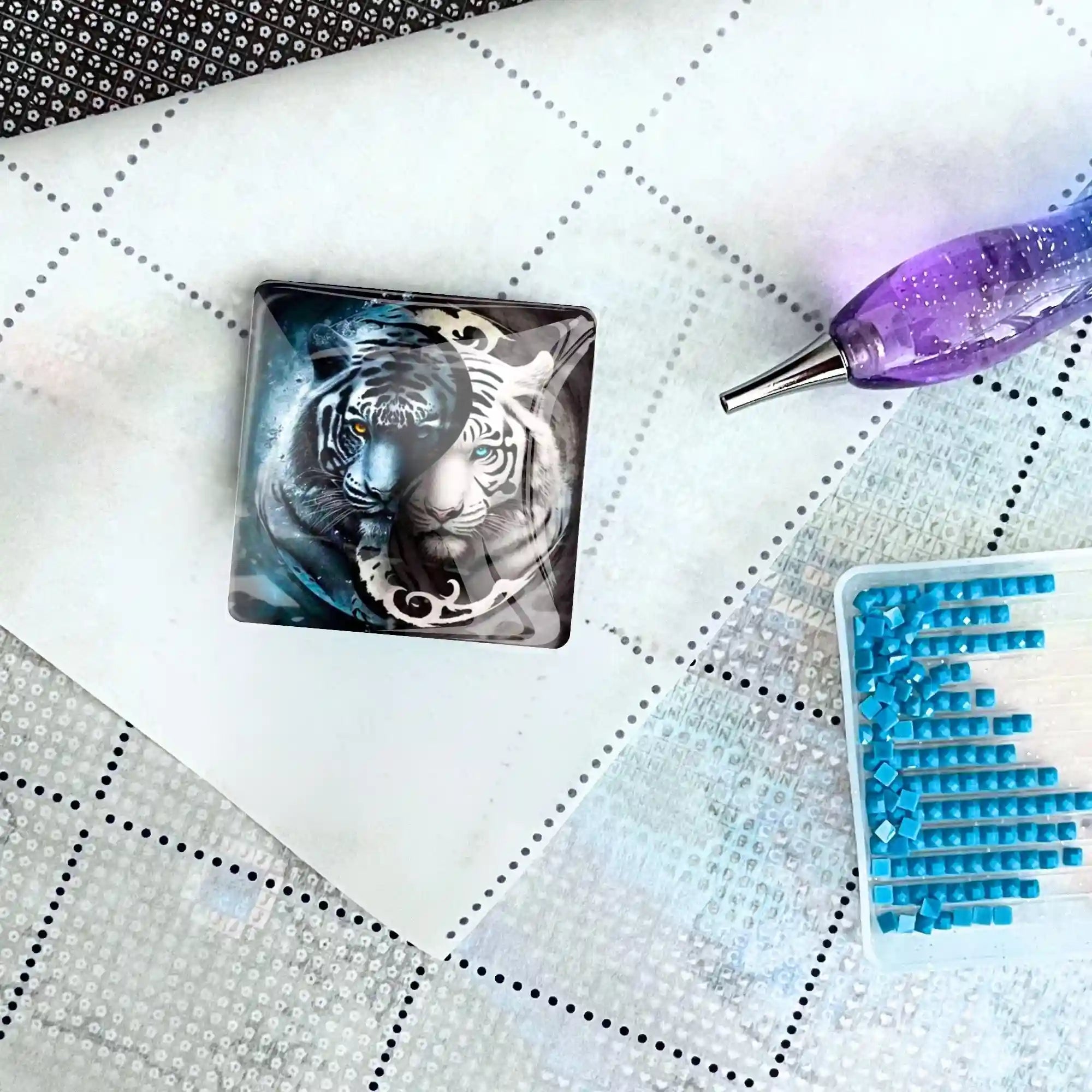 Cover Minder - Tiger "Ying and Yang"