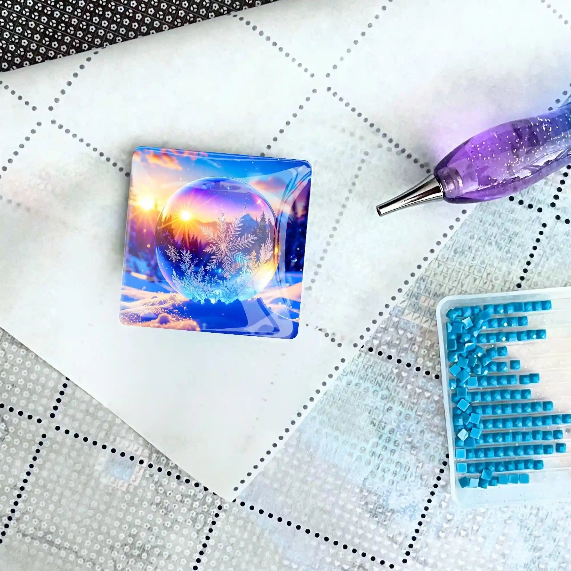 Cover Minder - Crystal World