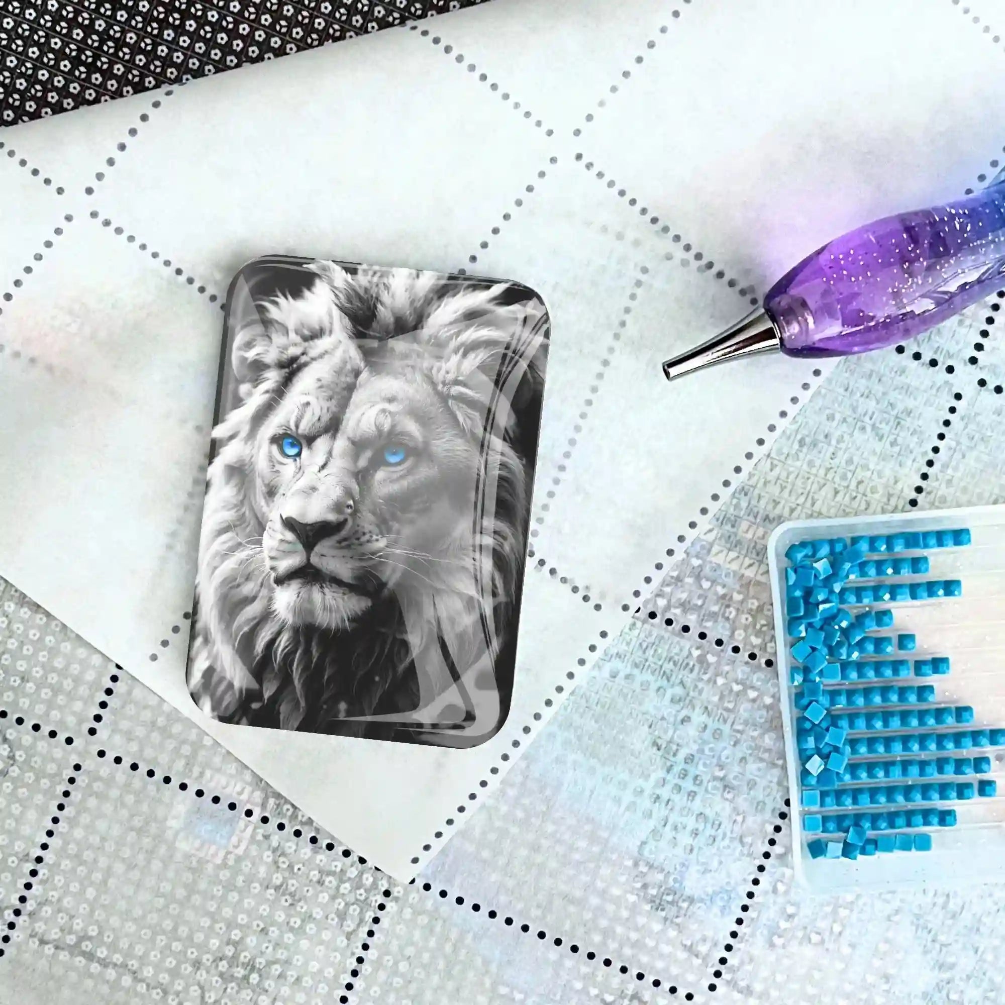 Cover Minder - Leo the Lion