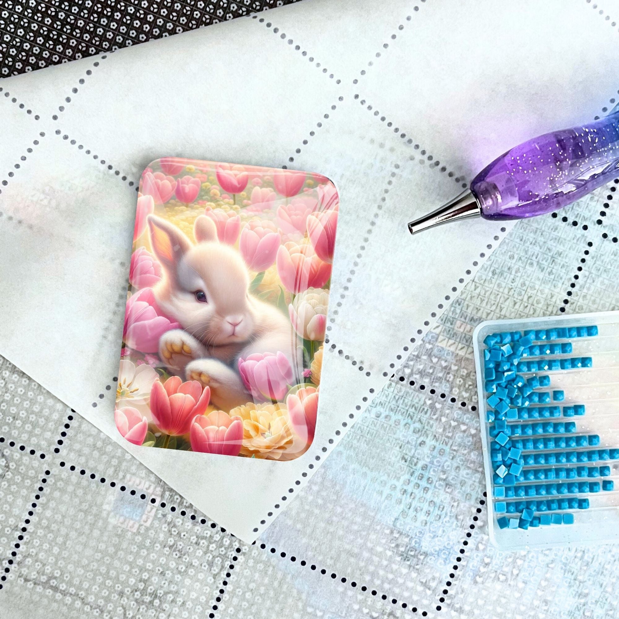 Cover Minder - Dreamy Easter Bunny