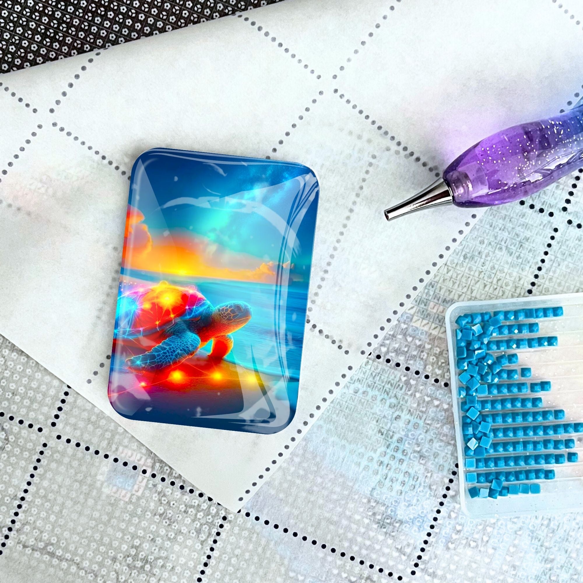 Cover Minder - Colorful sparkling turtle