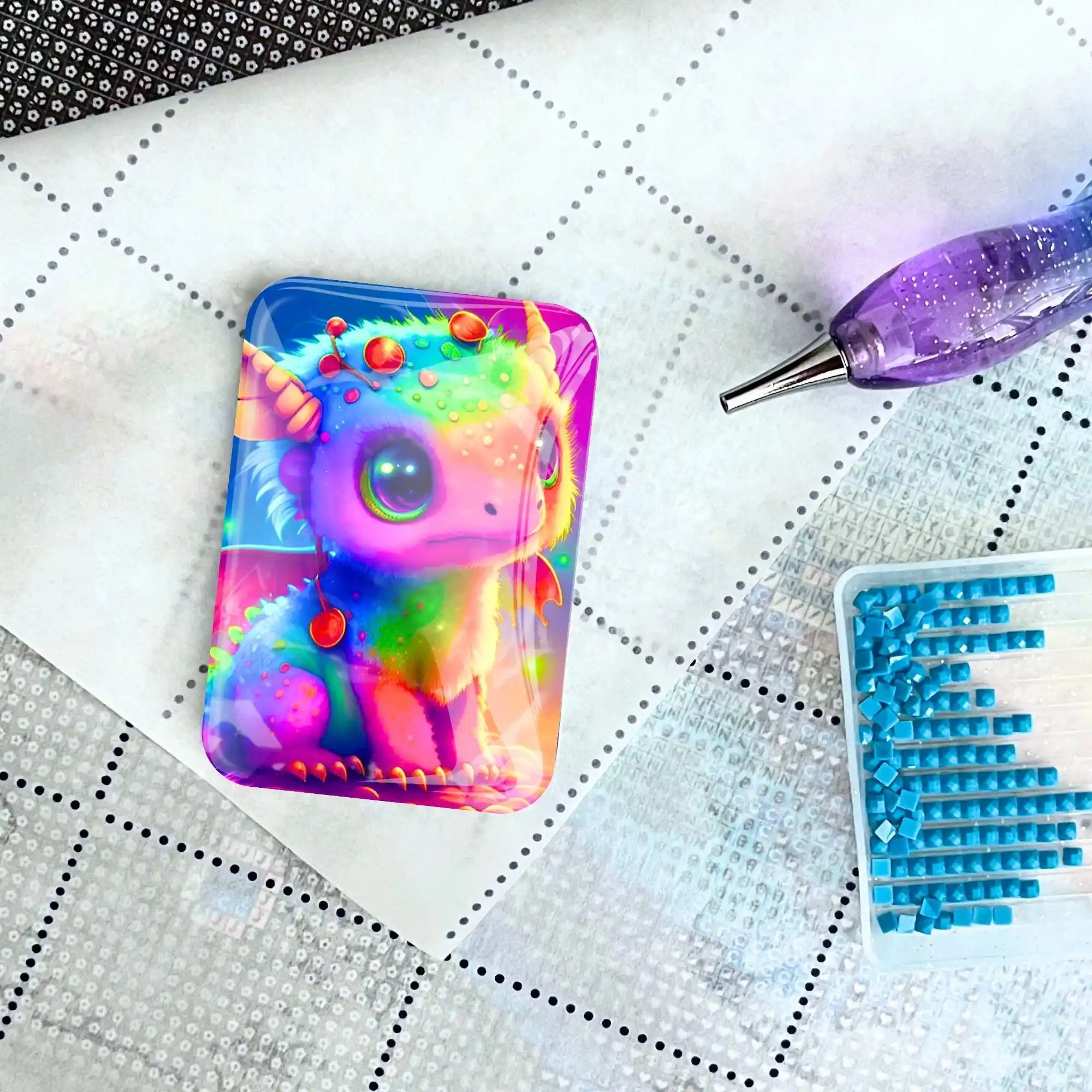 Cover Minder - Rainbow Dragon