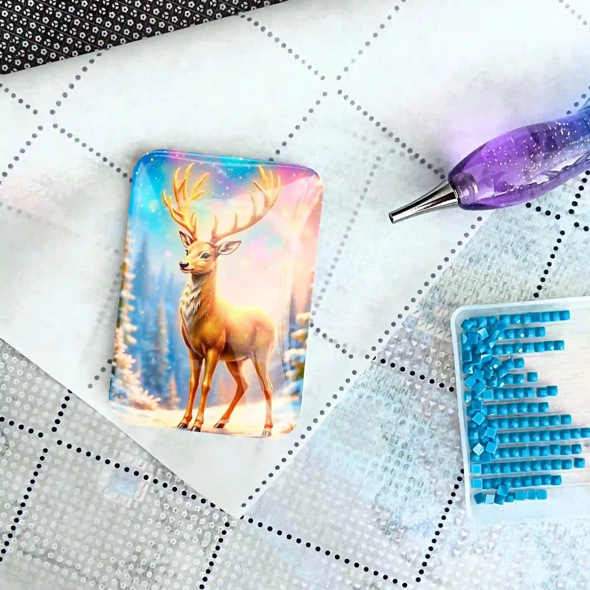 Cover Minder - Golden Deer