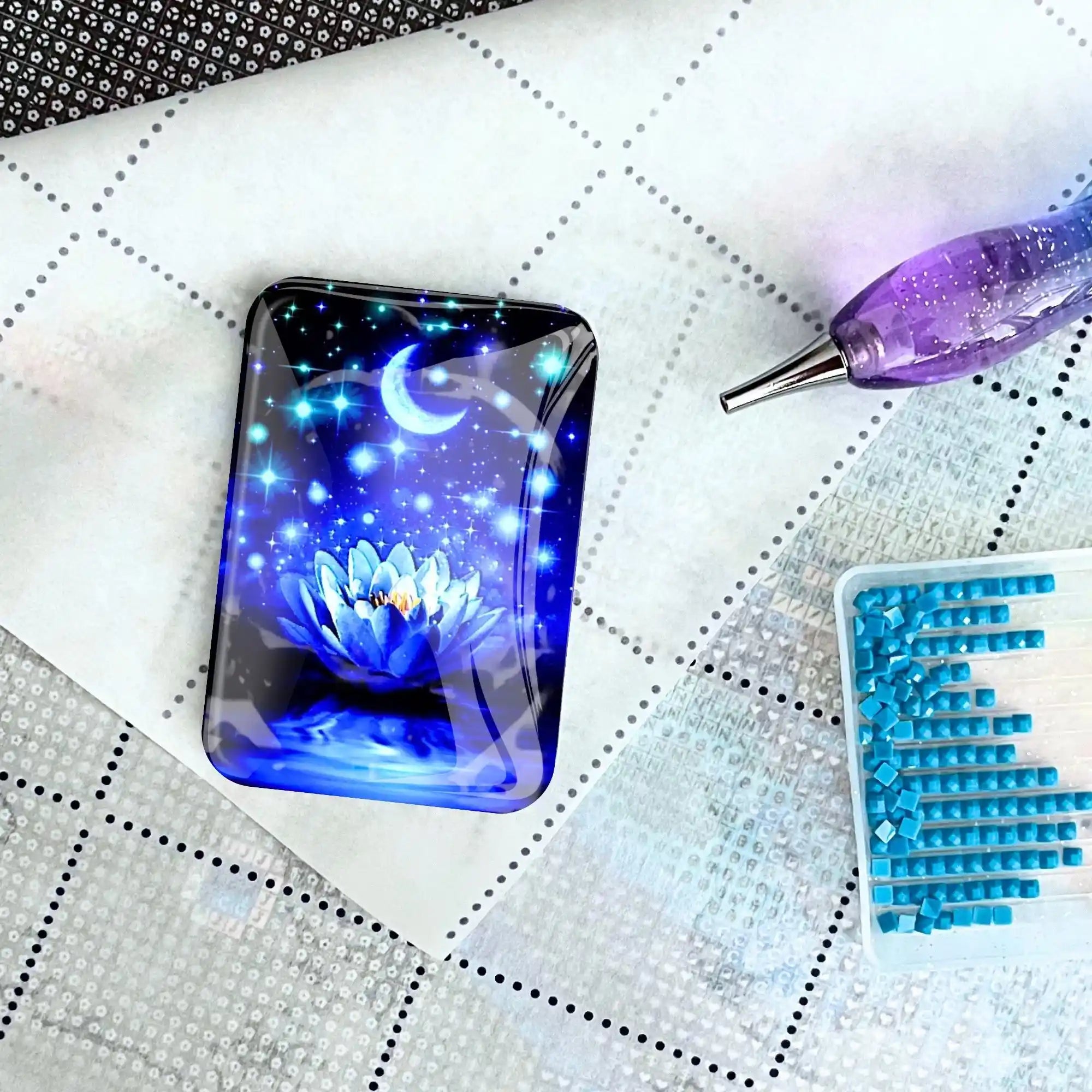 Cover Minder - Blue Water Lily MINI