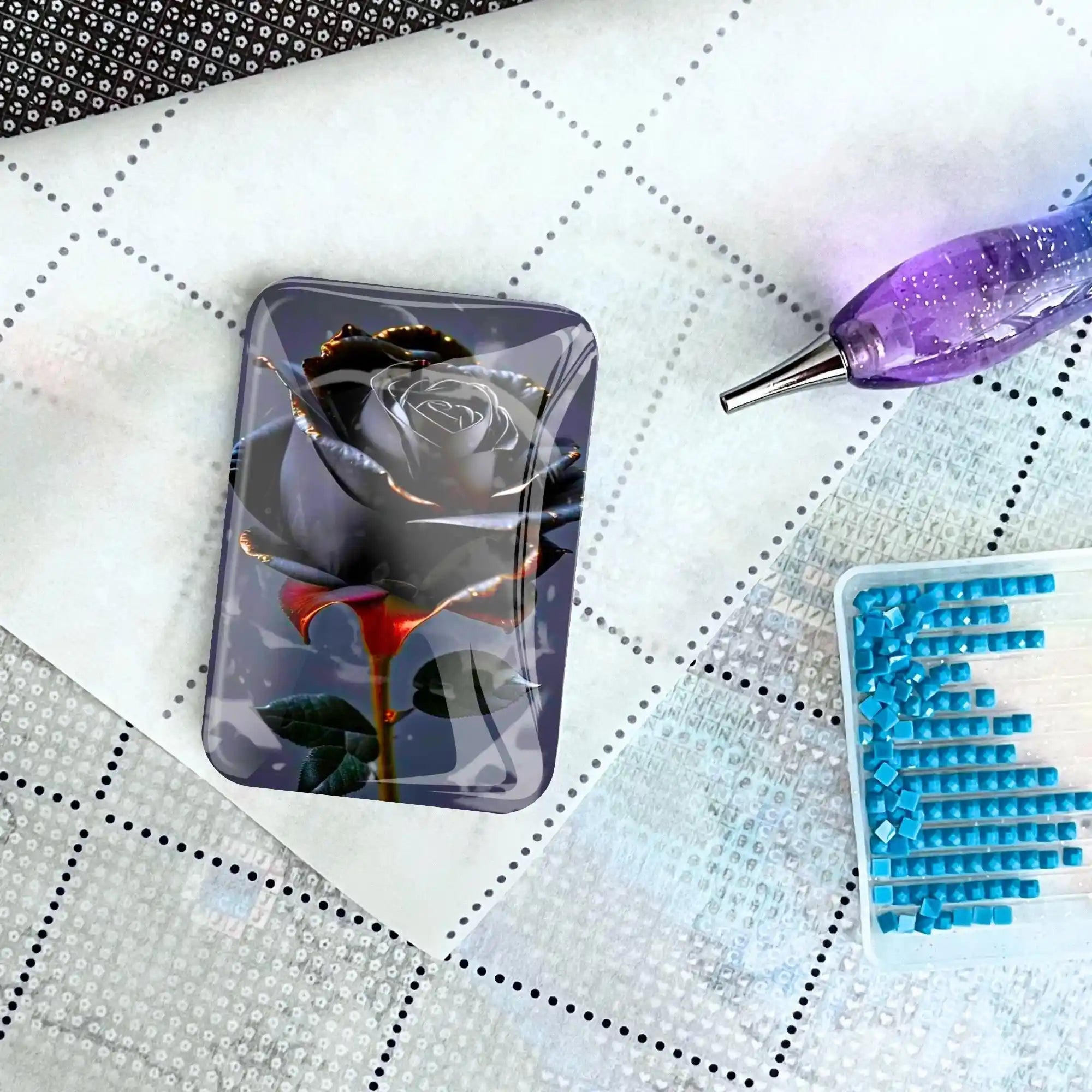 Cover Minder - Black Rose