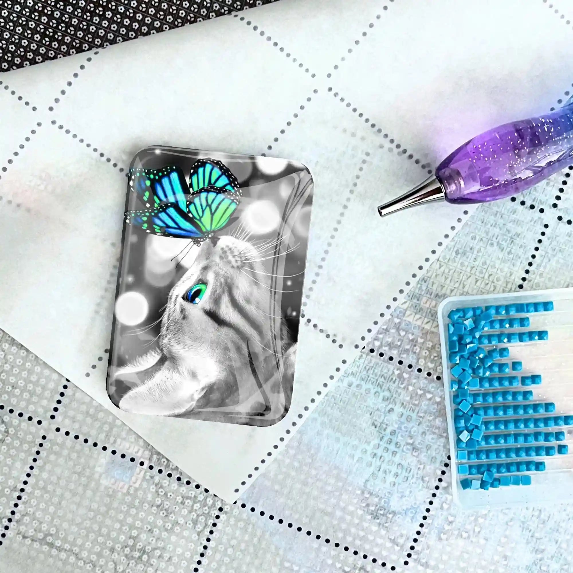 Cover Minder - Lovely Cat