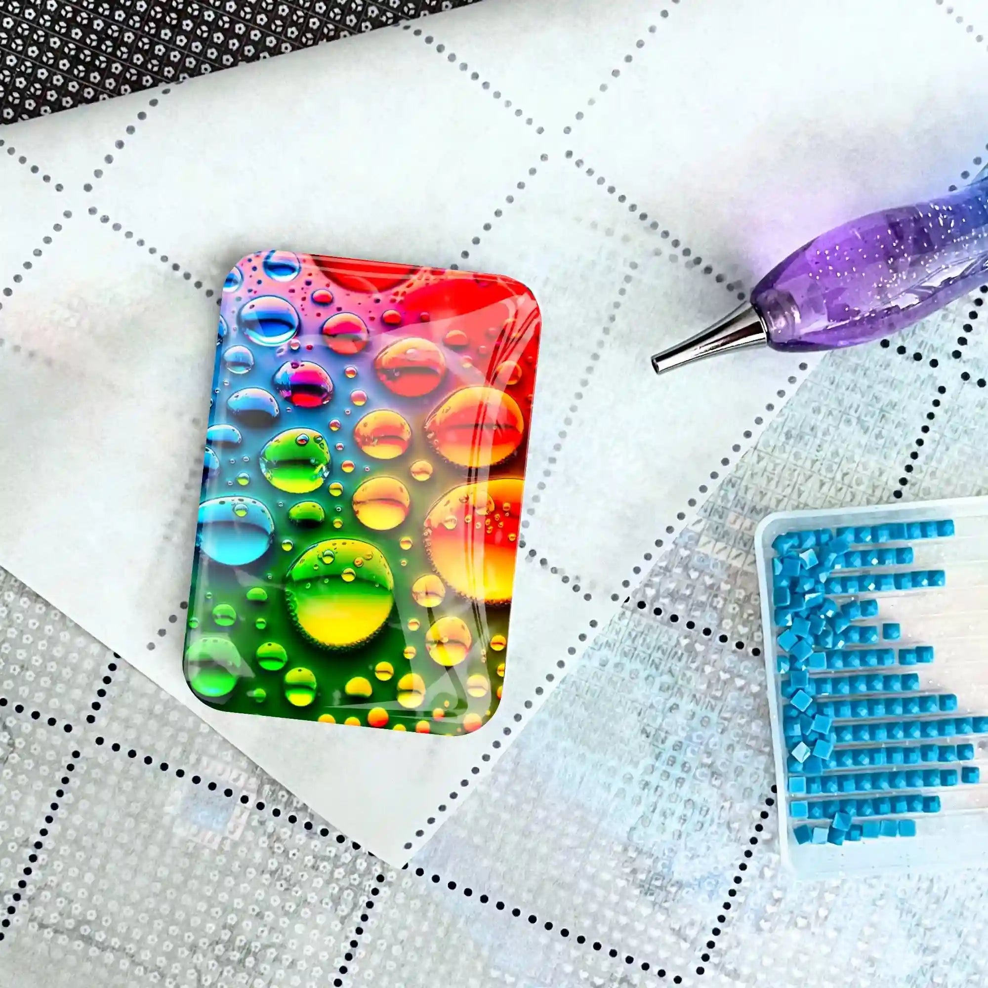 Cover Minder - Colorful Raindrops