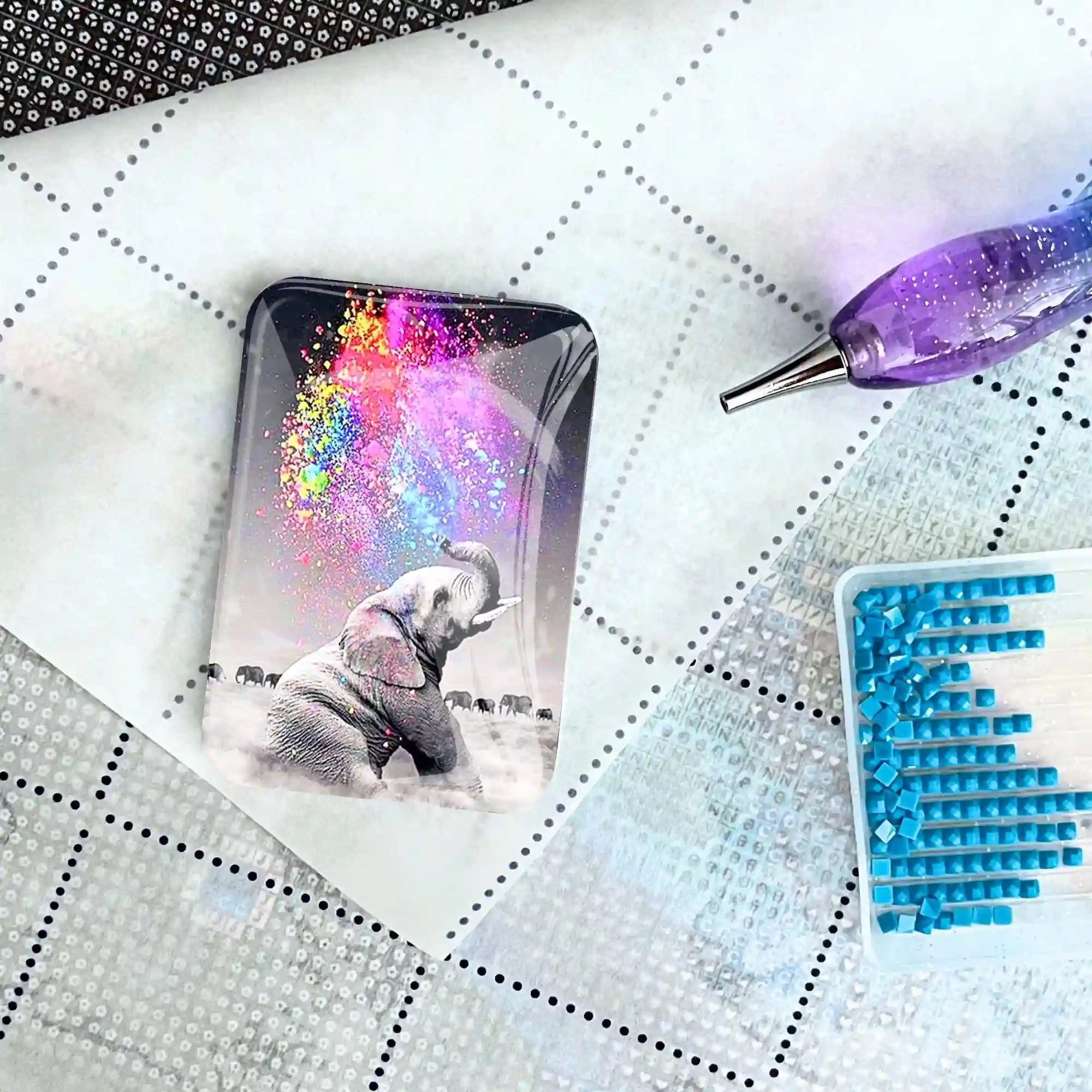 Cover Minder - Elephant "Play of Colors"