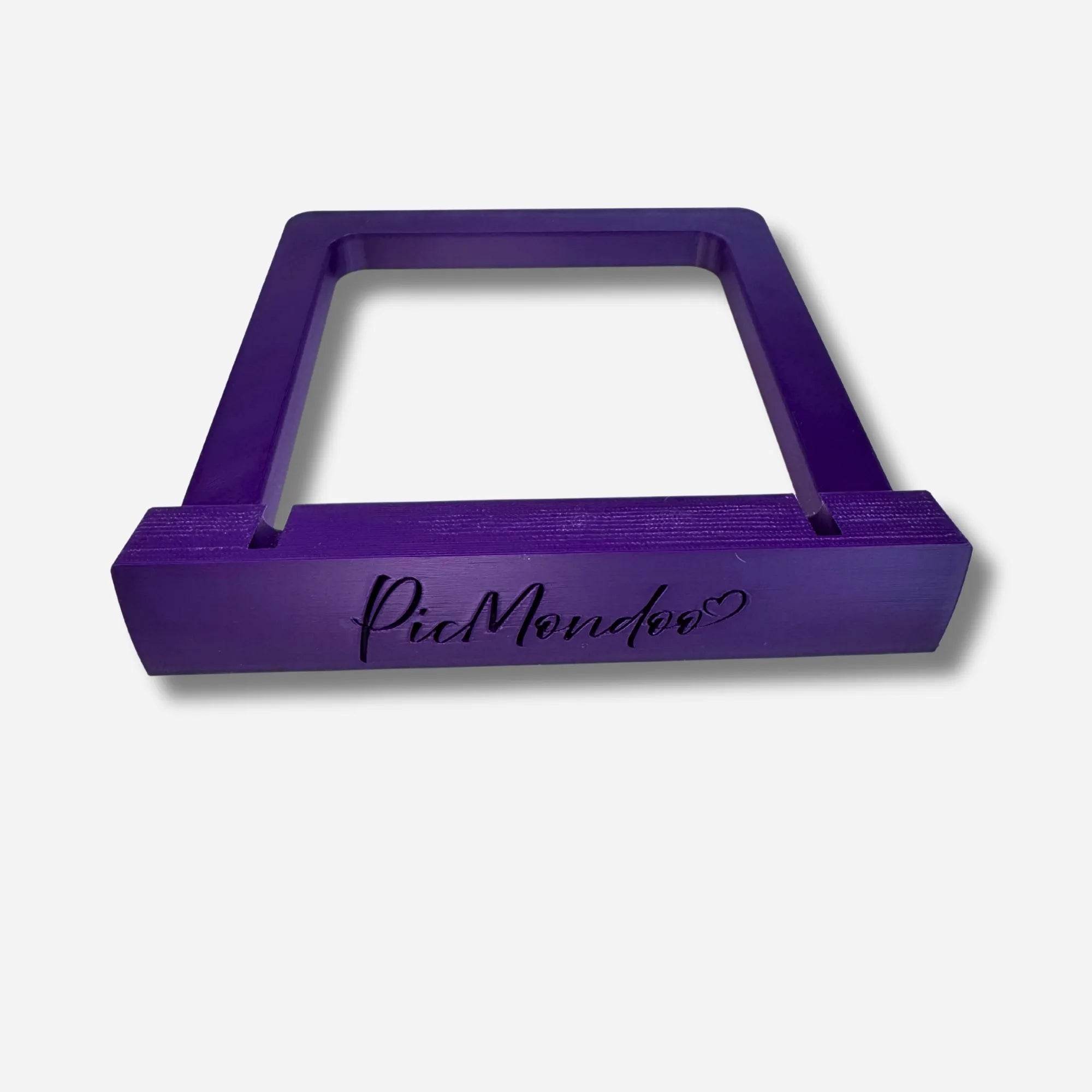 Base for a small container wall